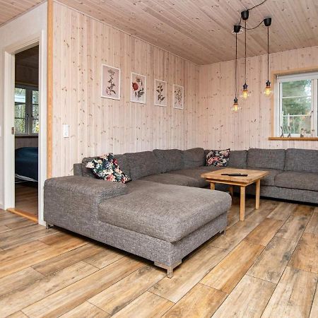 10 Person Holiday Home In Glesborg Eksteriør bilde