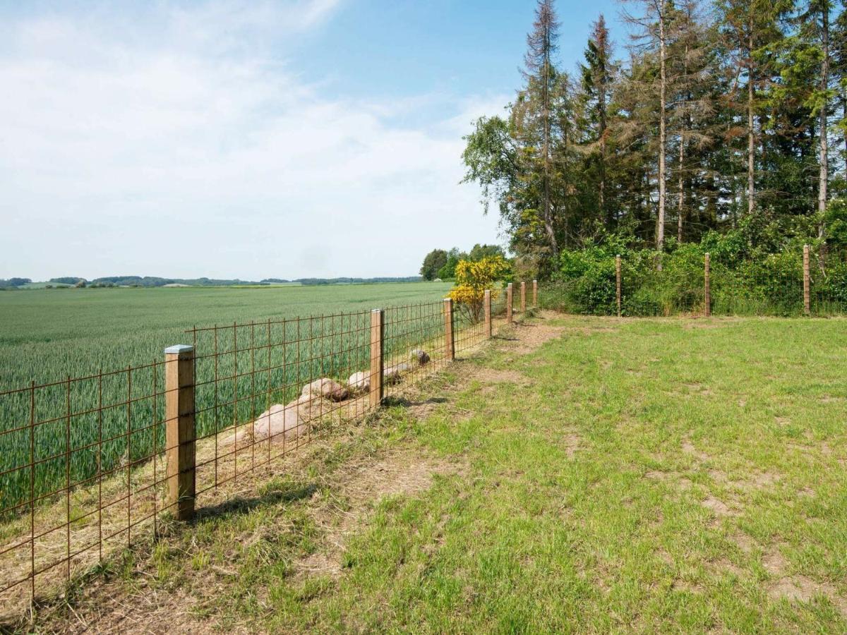 10 Person Holiday Home In Glesborg Rom bilde